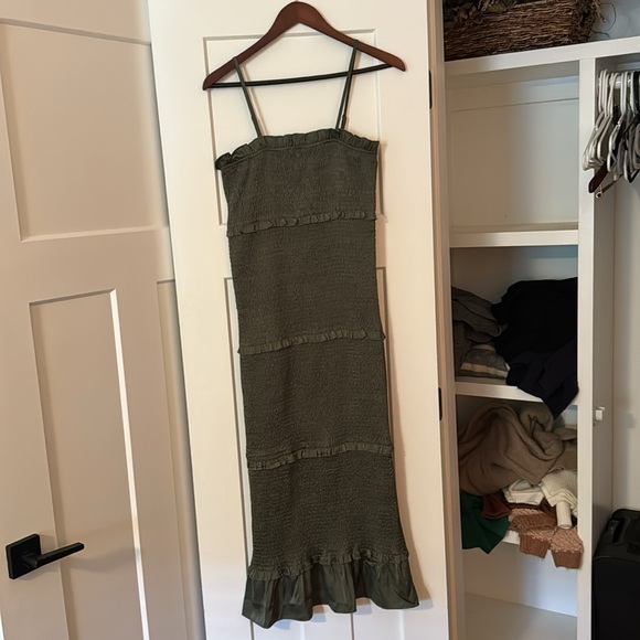 Pink Blush maternity dress - Picture 2 of 4